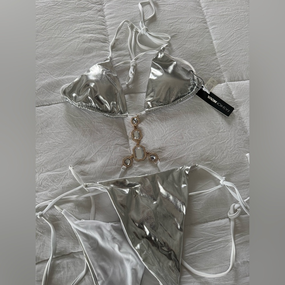 New Fashion Nova Metallic Silver Bikini with Jewels
